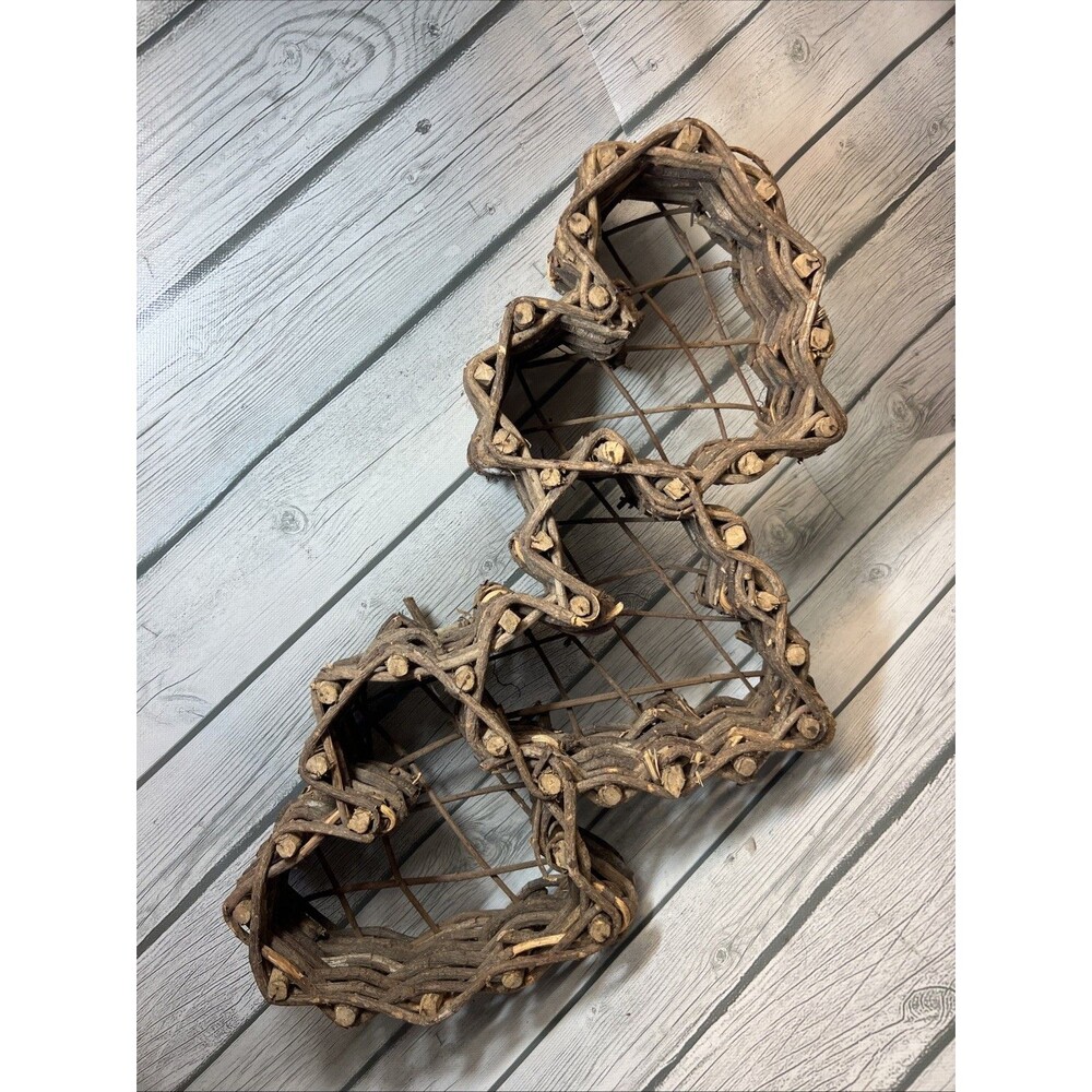 VINTAGE RUSTIC WOVEN WOOD 3 HEART SHAPED Wall Basket DECOR Cottage Grandma